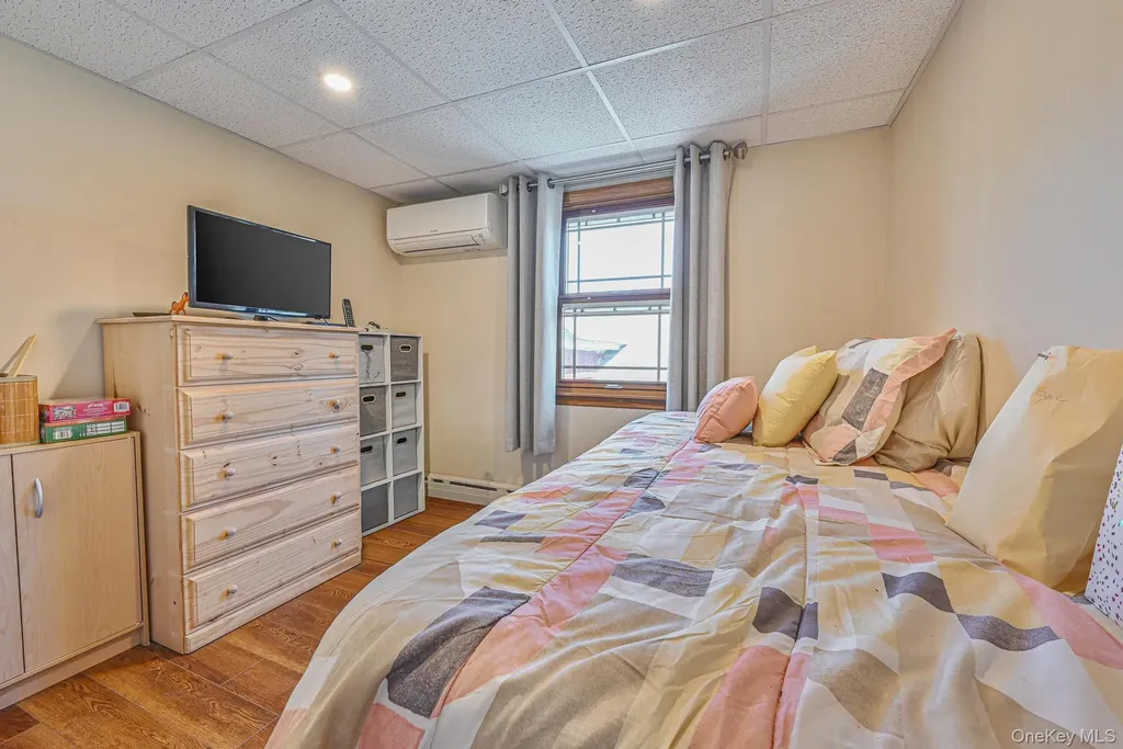 20 W 18th Road Broad Channel NY 11693
