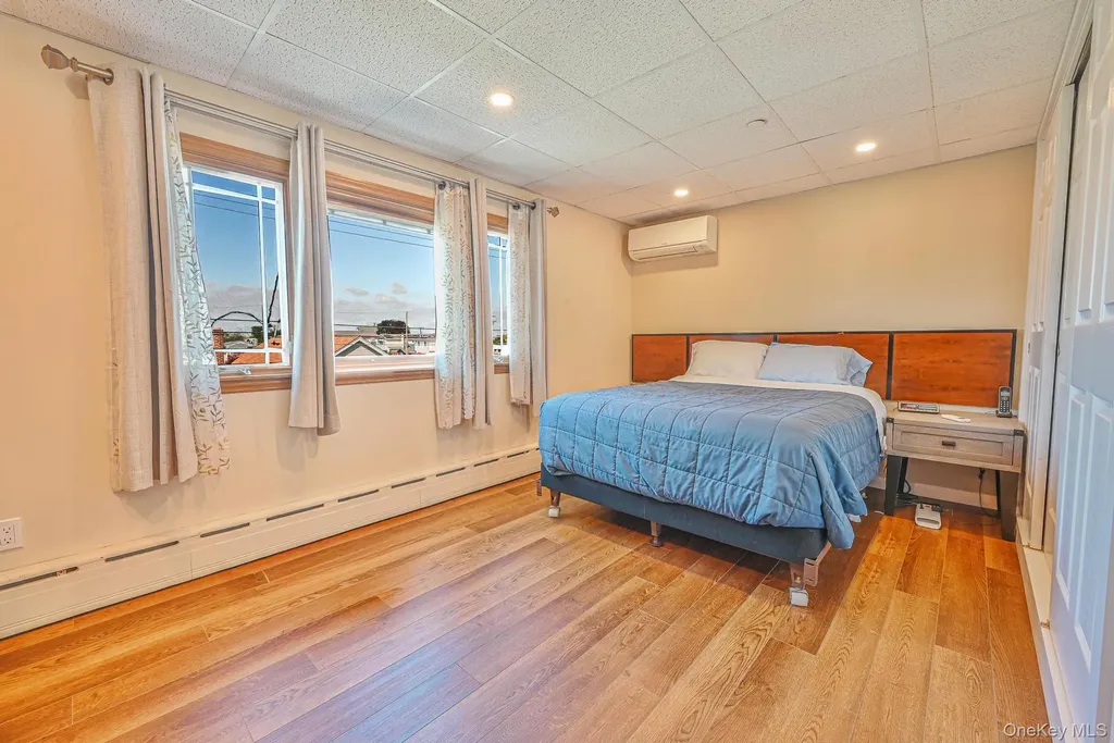 20 W 18th Road Broad Channel NY 11693