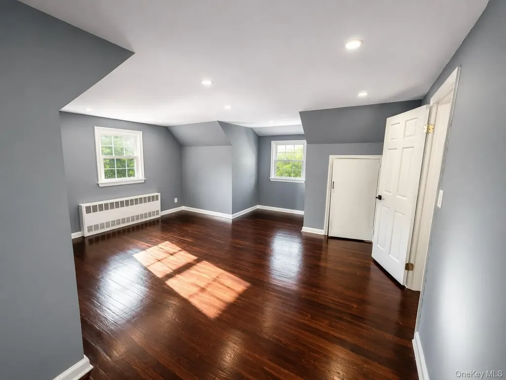 104 Phoenix Street Hempstead NY 11550