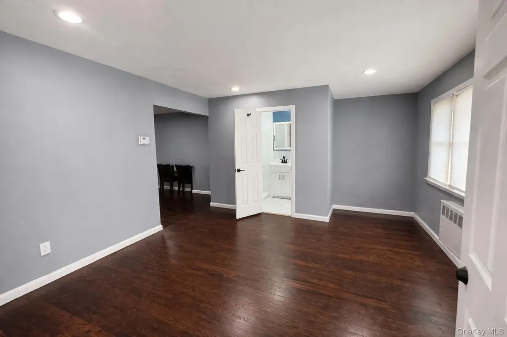 104 Phoenix Street Hempstead NY 11550