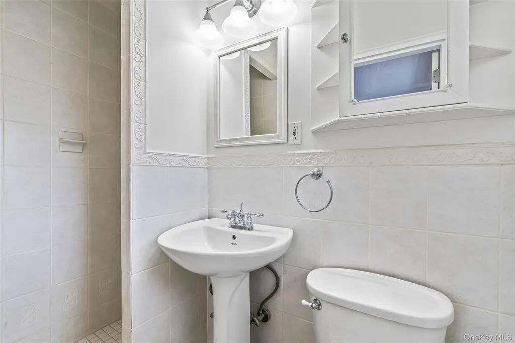 148 Lefferts Road Yonkers NY 10705