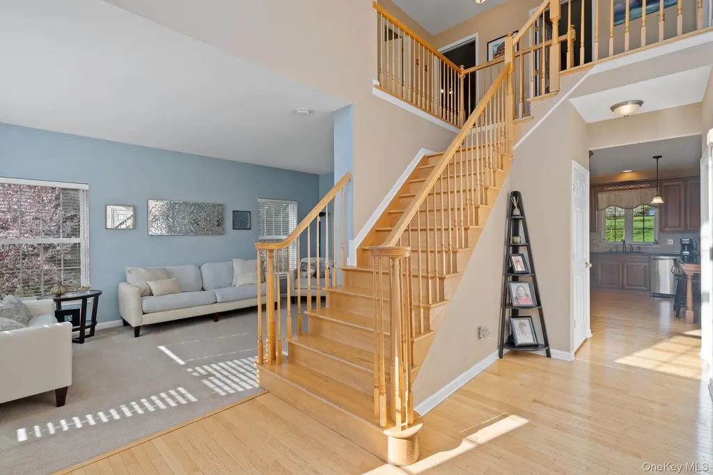 3403 Red Coat Drive New Windsor NY 12553