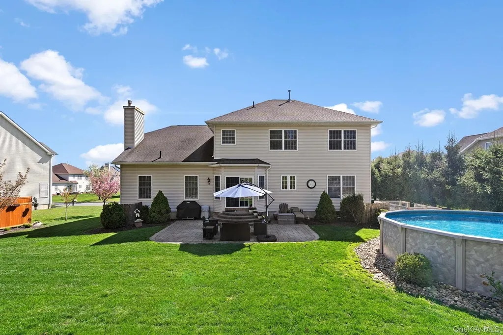 3403 Red Coat Drive New Windsor NY 12553