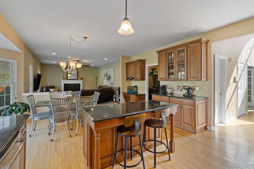 3403 Red Coat Drive New Windsor NY 12553
