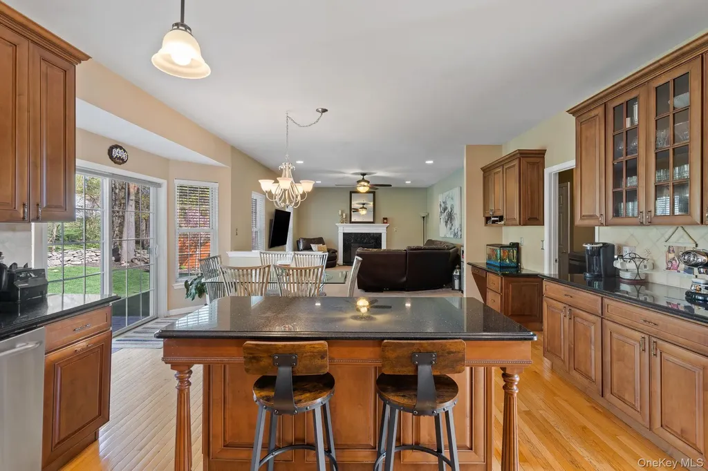 3403 Red Coat Drive New Windsor NY 12553