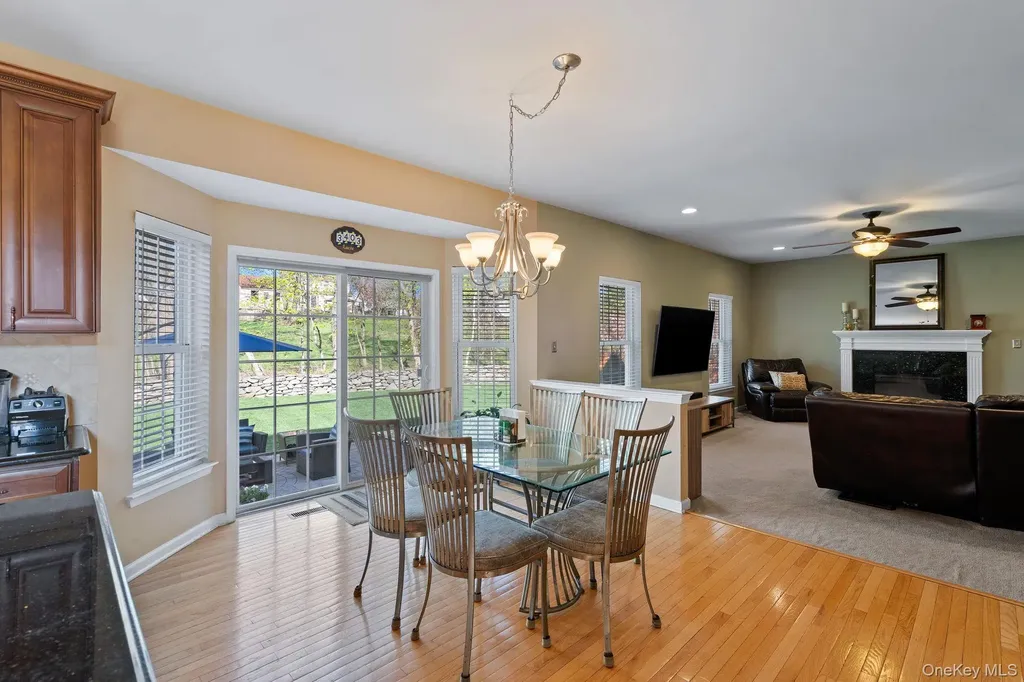 3403 Red Coat Drive New Windsor NY 12553