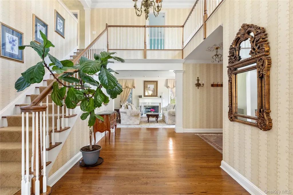 14 Meadow Lane Manhasset NY 11030