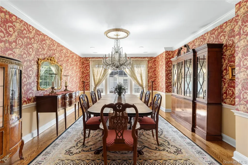 14 Meadow Lane Manhasset NY 11030