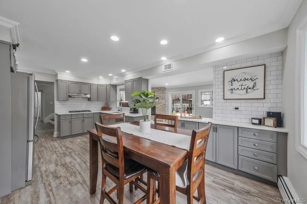 62 Randolph Drive Dix Hills NY 11746