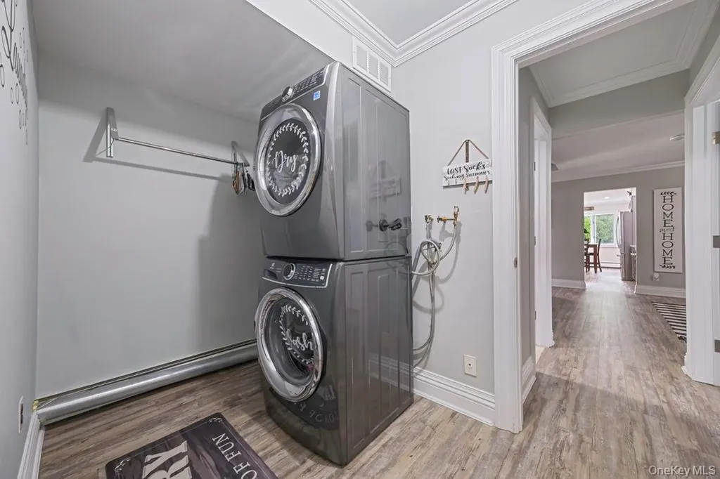 62 Randolph Drive Dix Hills NY 11746