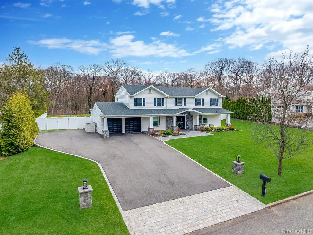 62 Randolph Drive Dix Hills NY 11746