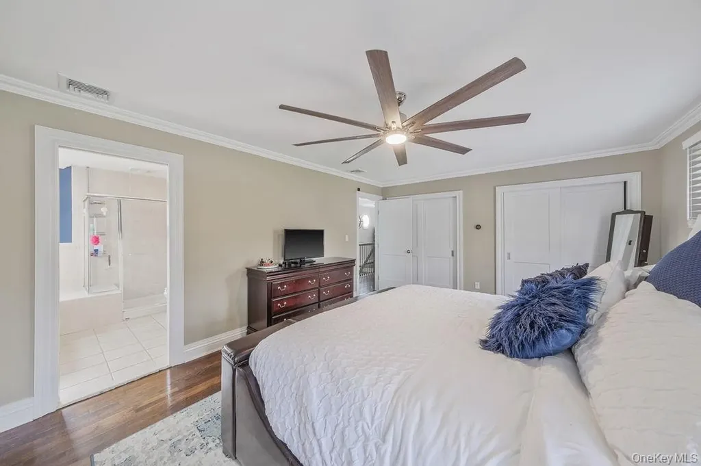 62 Randolph Drive Dix Hills NY 11746