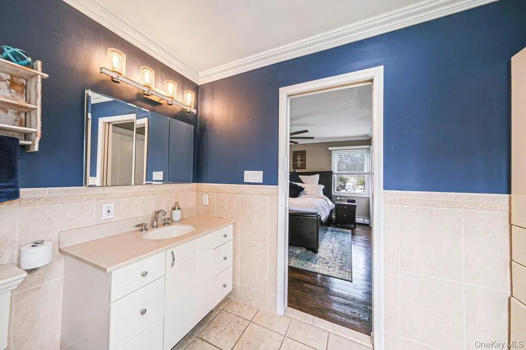 62 Randolph Drive Dix Hills NY 11746