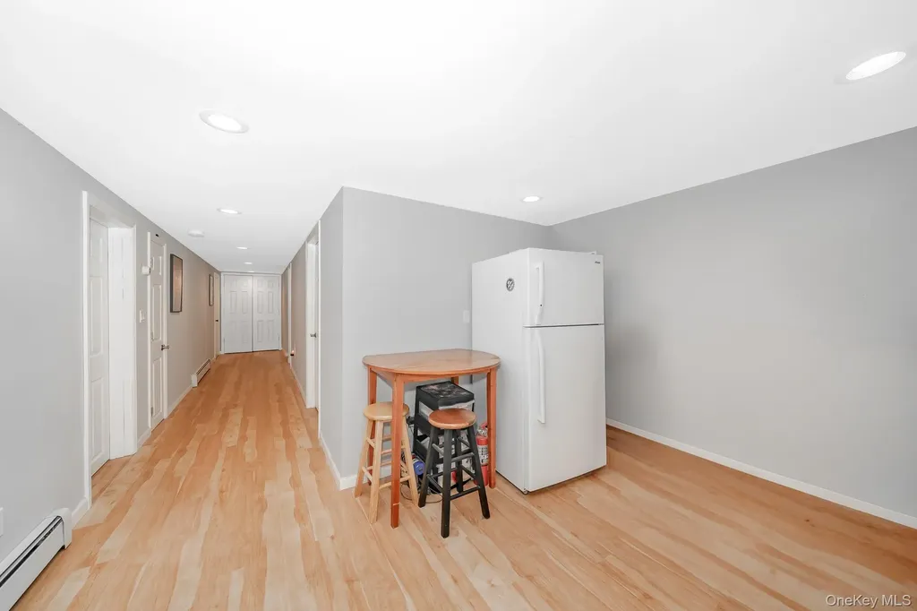 827 Bermuda Road West Babylon NY 11704
