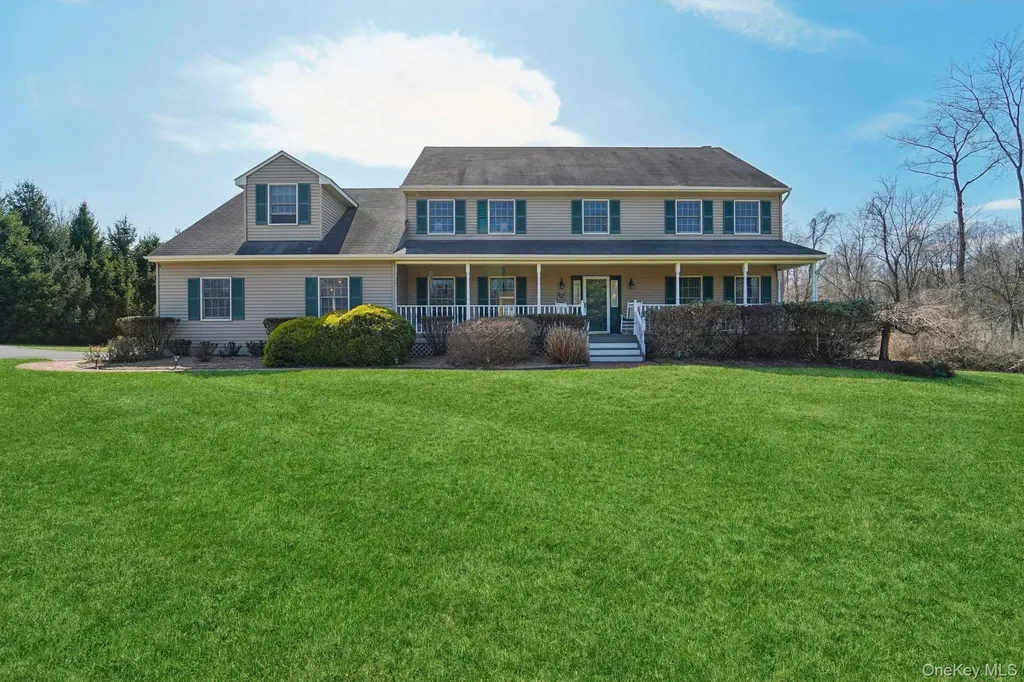 1 Boxwood Lane Montgomery NY 12549