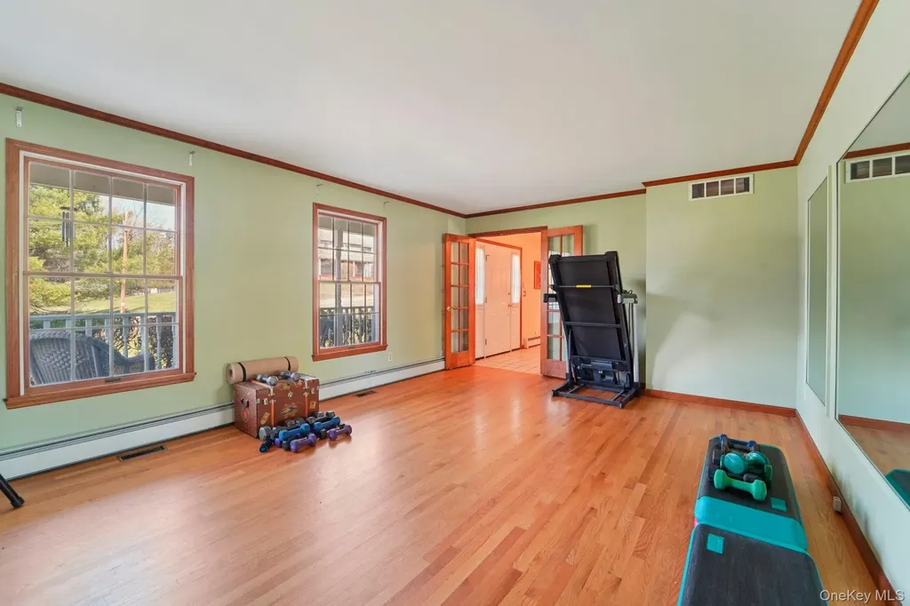 1 Boxwood Lane Montgomery NY 12549