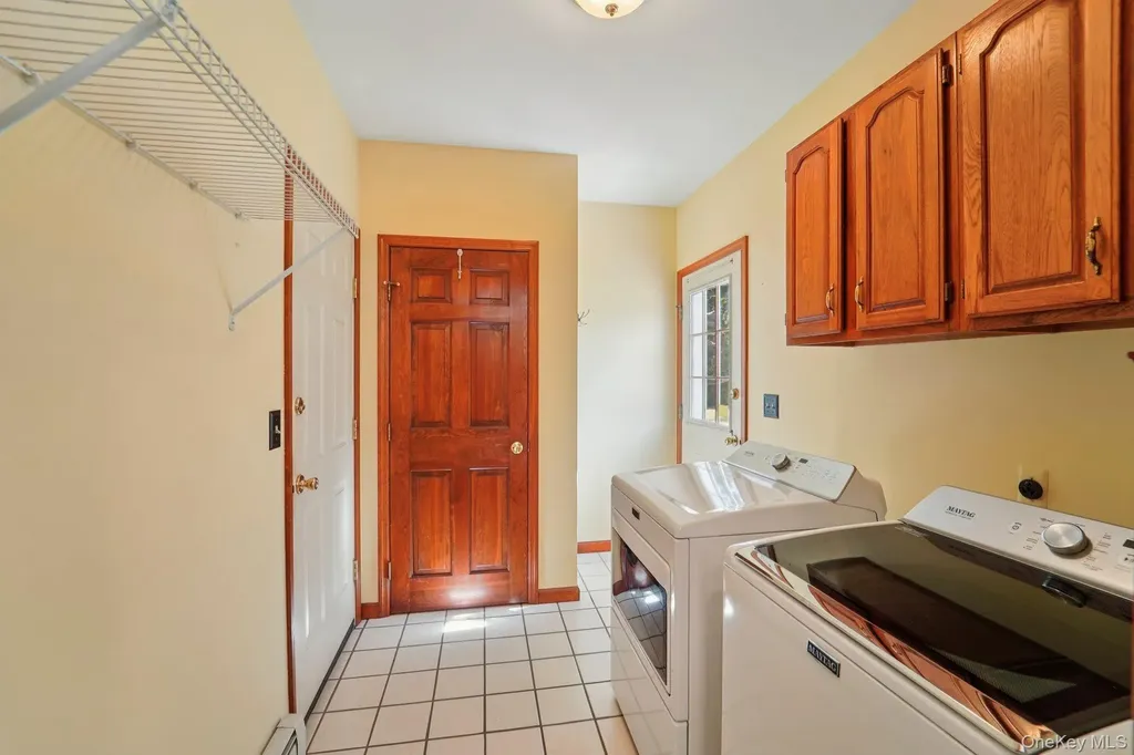 1 Boxwood Lane Montgomery NY 12549