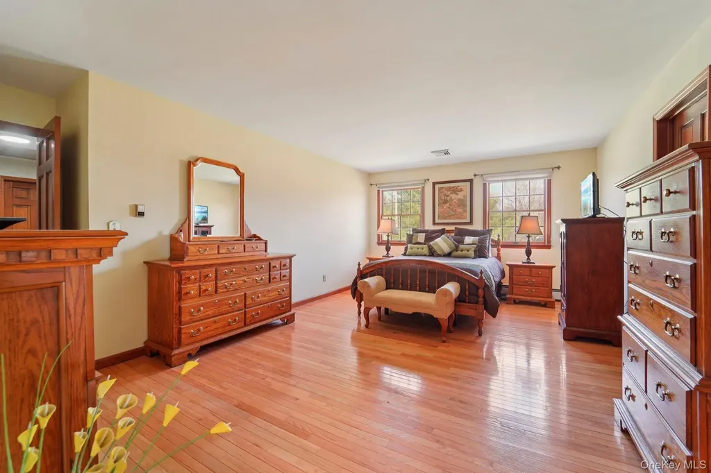 1 Boxwood Lane Montgomery NY 12549