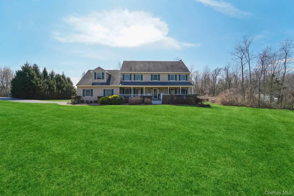 1 Boxwood Lane Montgomery NY 12549