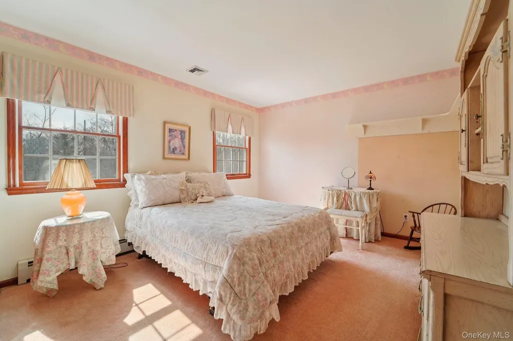 1 Boxwood Lane Montgomery NY 12549
