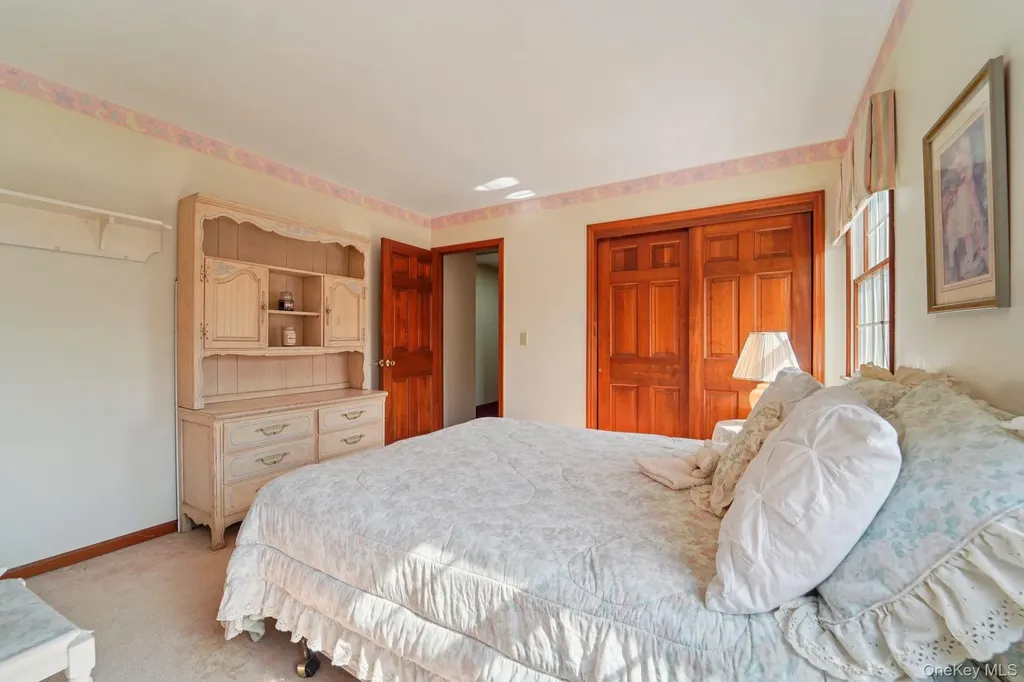 1 Boxwood Lane Montgomery NY 12549
