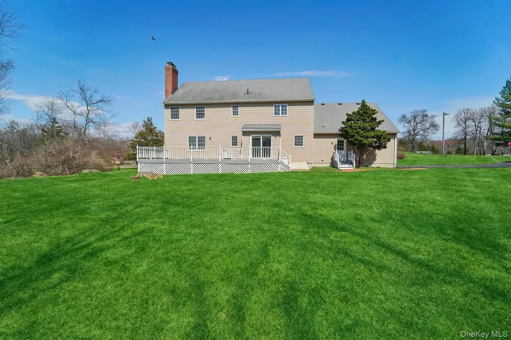 1 Boxwood Lane Montgomery NY 12549