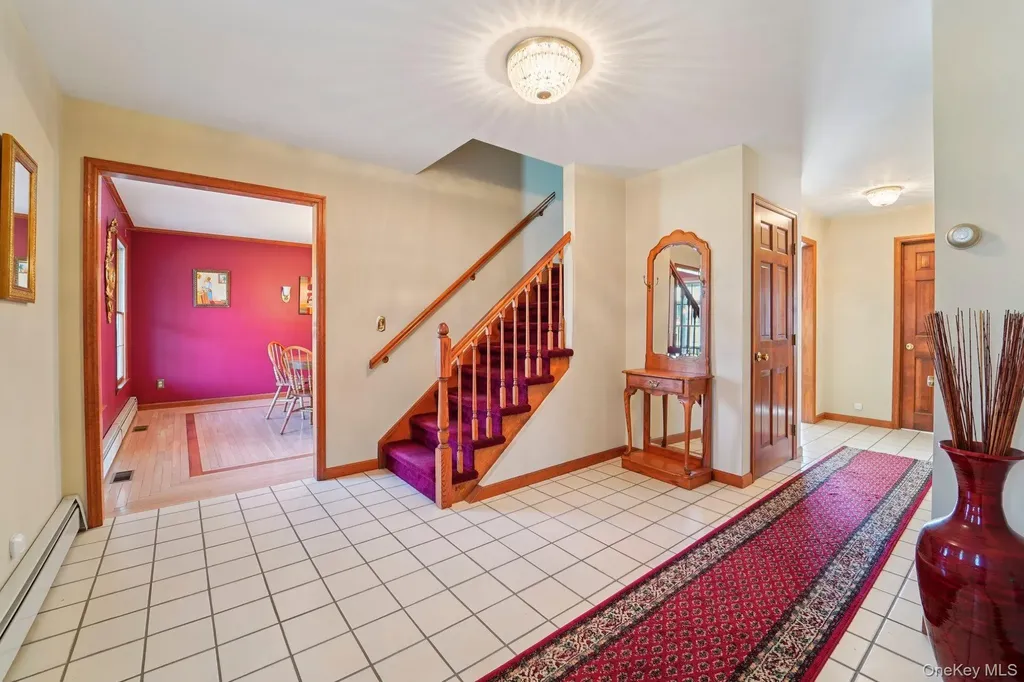 1 Boxwood Lane Montgomery NY 12549