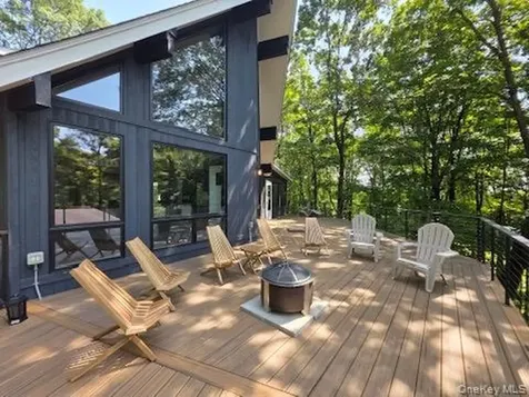 54 Miller Hill Woods Court Carmel NY 10512