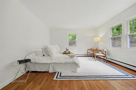 28 Valley View Road Chappaqua NY 10514