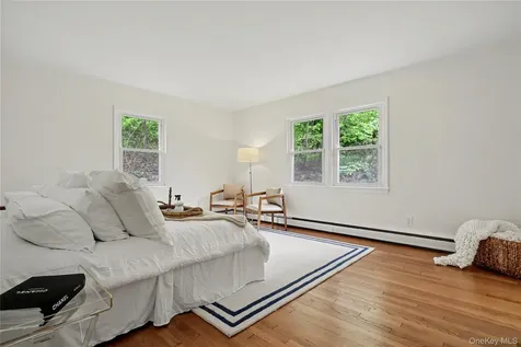 28 Valley View Road Chappaqua NY 10514