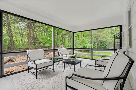 28 Valley View Road Chappaqua NY 10514