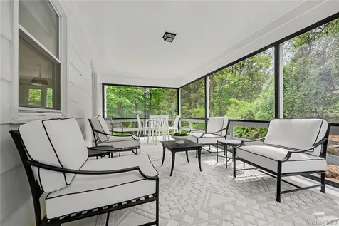 28 Valley View Road Chappaqua NY 10514