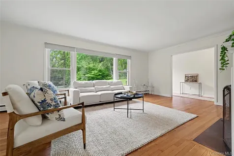 28 Valley View Road Chappaqua NY 10514