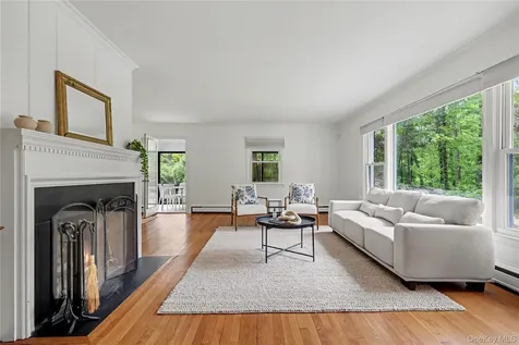 28 Valley View Road Chappaqua NY 10514
