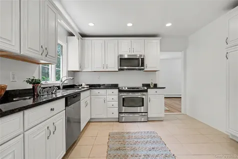 28 Valley View Road Chappaqua NY 10514