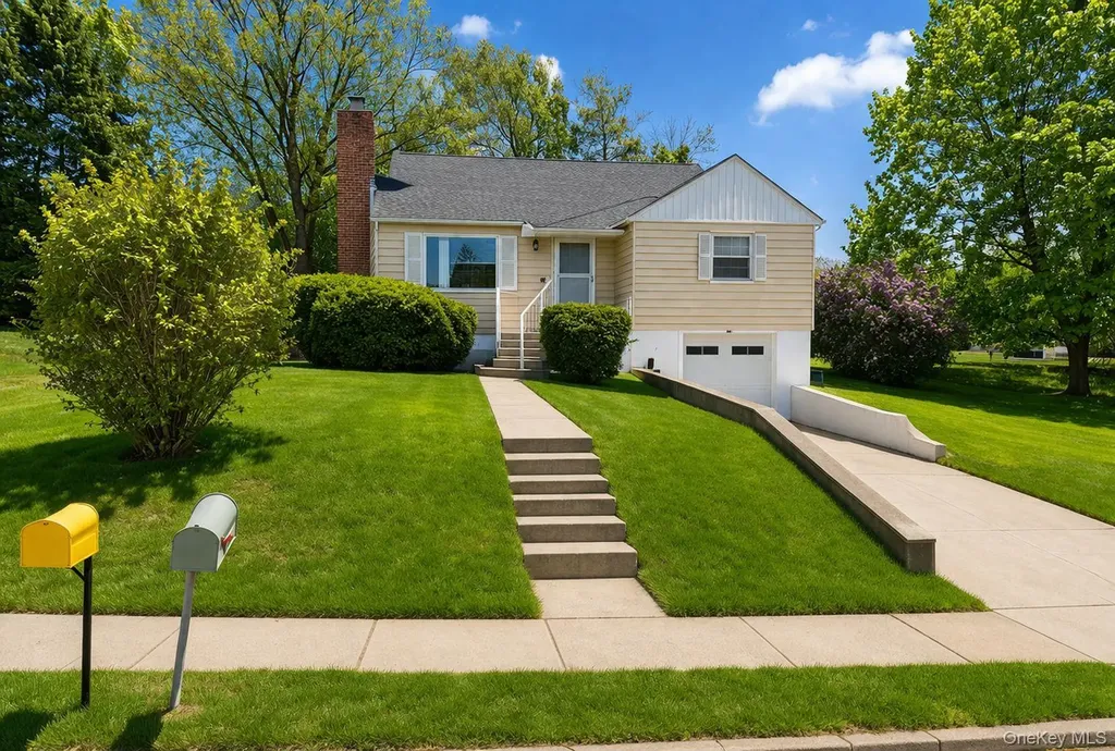 19 Lawrence Avenue Monticello NY 12701