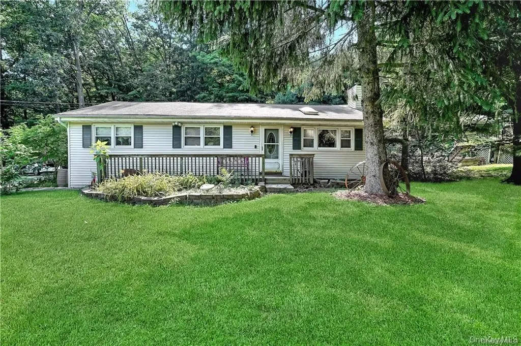 35 Peddler Hill Road Monroe NY 10950