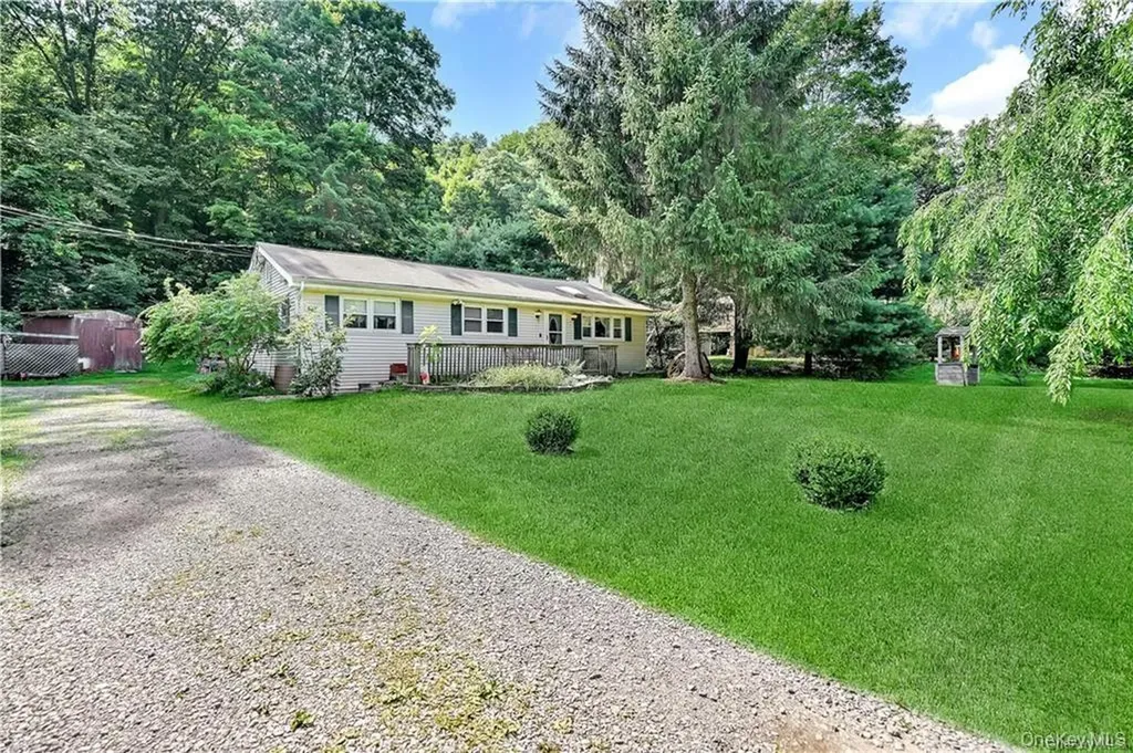 35 Peddler Hill Road Monroe NY 10950