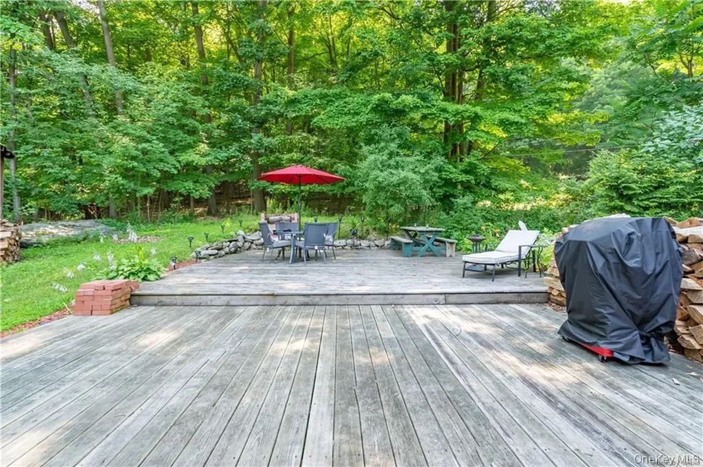 35 Peddler Hill Road Monroe NY 10950