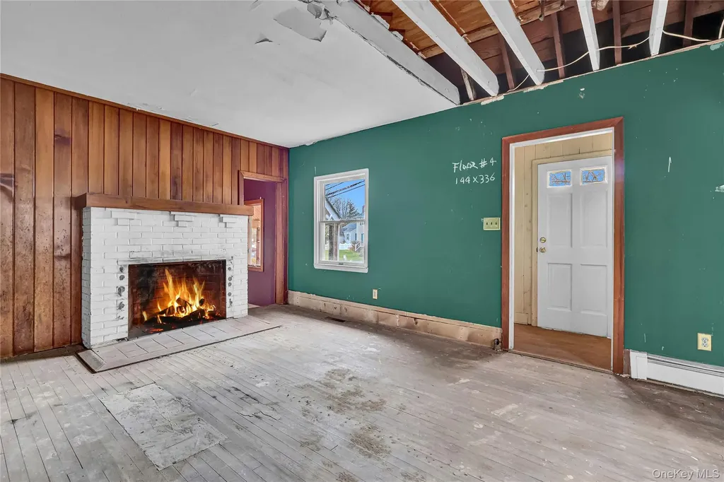 97 Pardee Avenue Islip NY 11751
