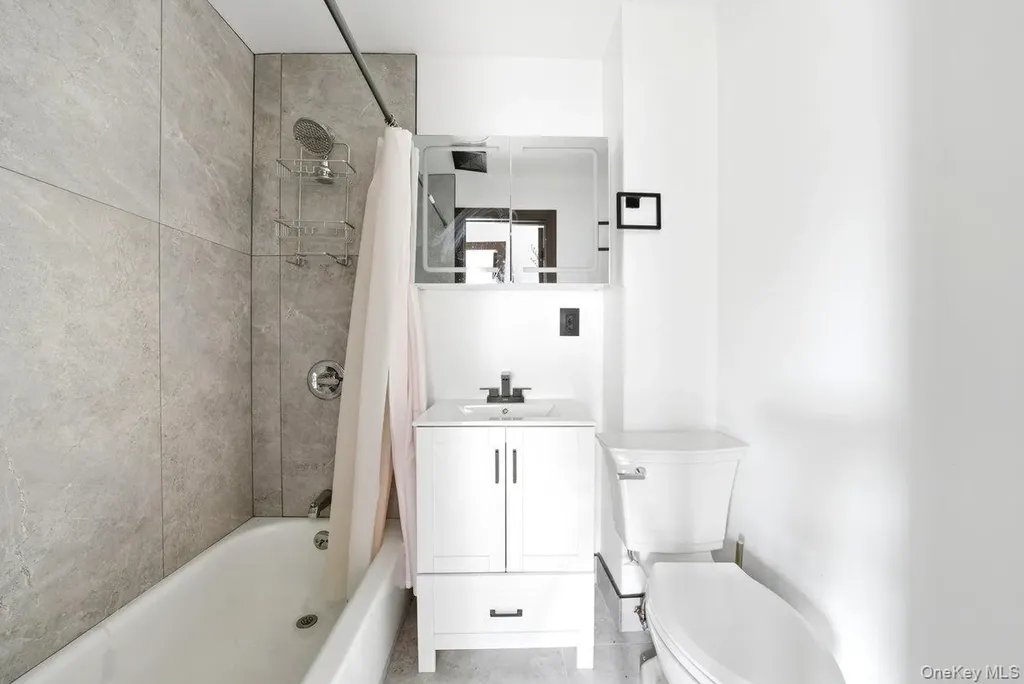 1647 E 48th Street Brooklyn NY 11234