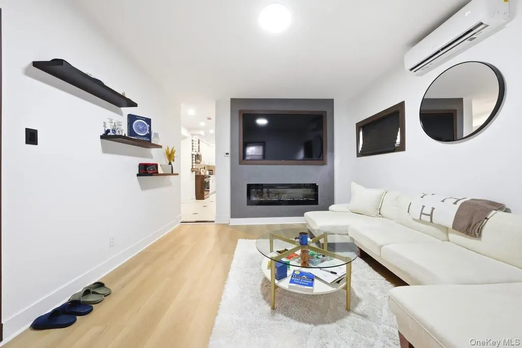 1647 E 48th Street Brooklyn NY 11234