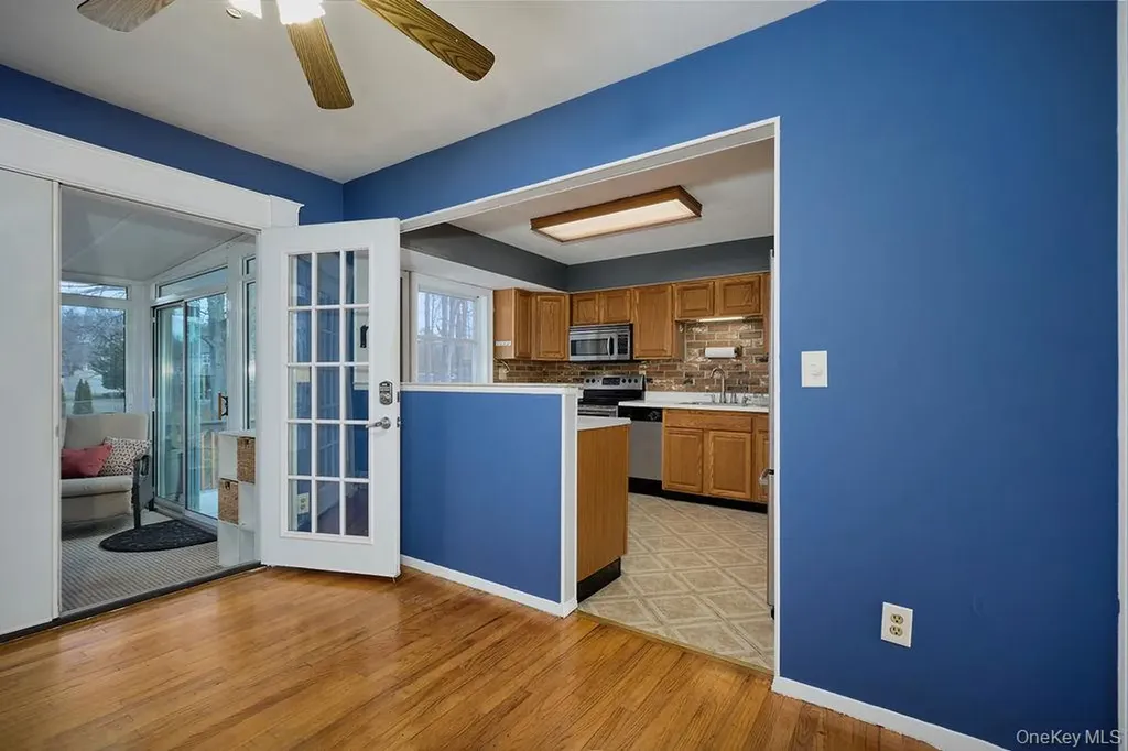 17 Andover Lane Poughkeepsie NY 12601