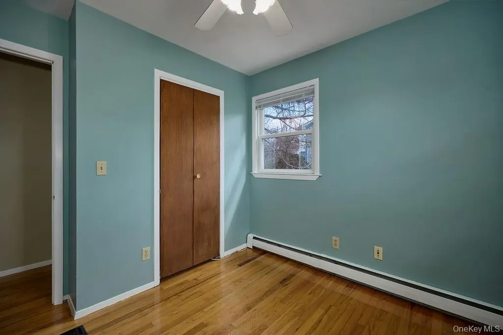 17 Andover Lane Poughkeepsie NY 12601