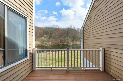 88 Farm Lake Crescent Road Chappaqua NY 10514