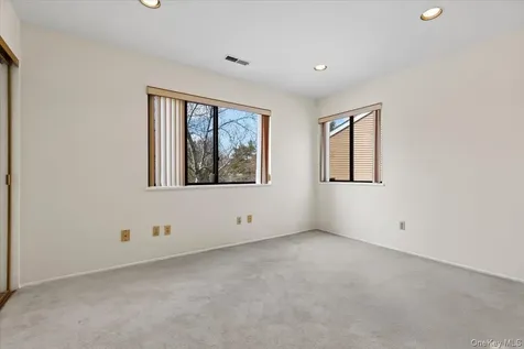 88 Farm Lake Crescent Road Chappaqua NY 10514