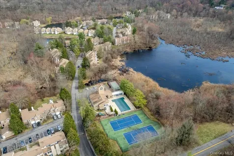 88 Farm Lake Crescent Road Chappaqua NY 10514