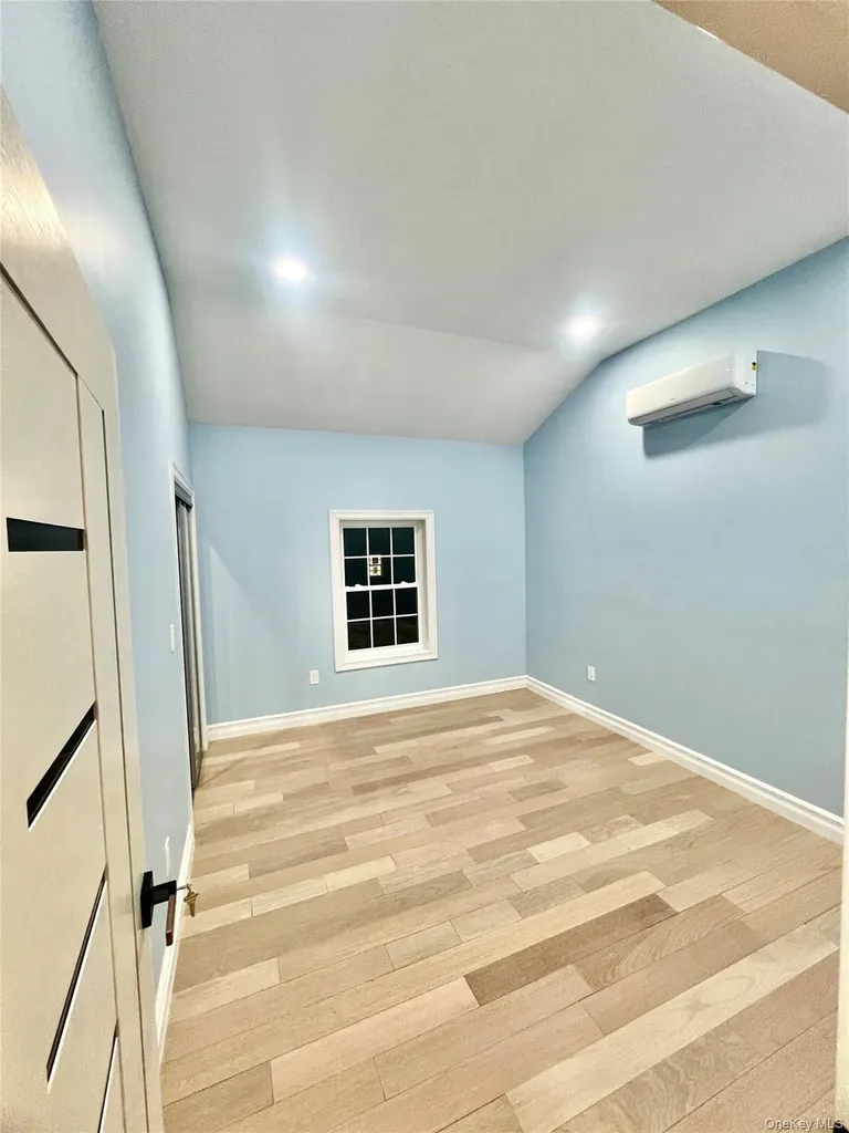 38 Railroad Avenue East Hampton NY 11937