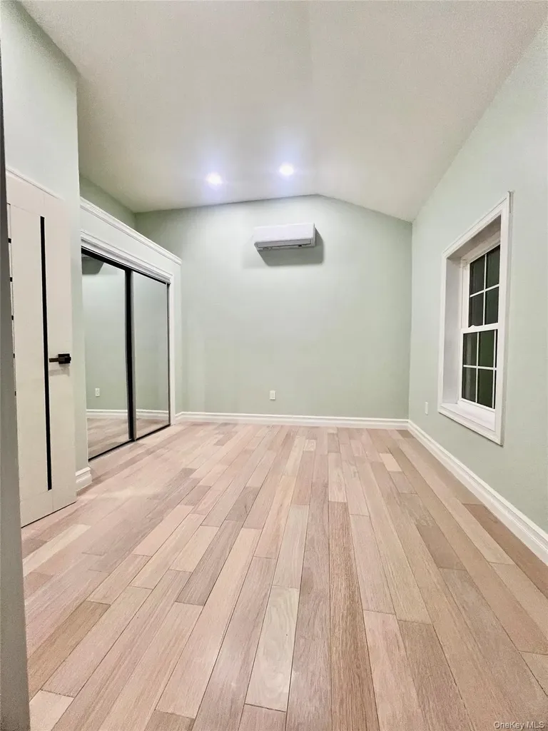 38 Railroad Avenue East Hampton NY 11937