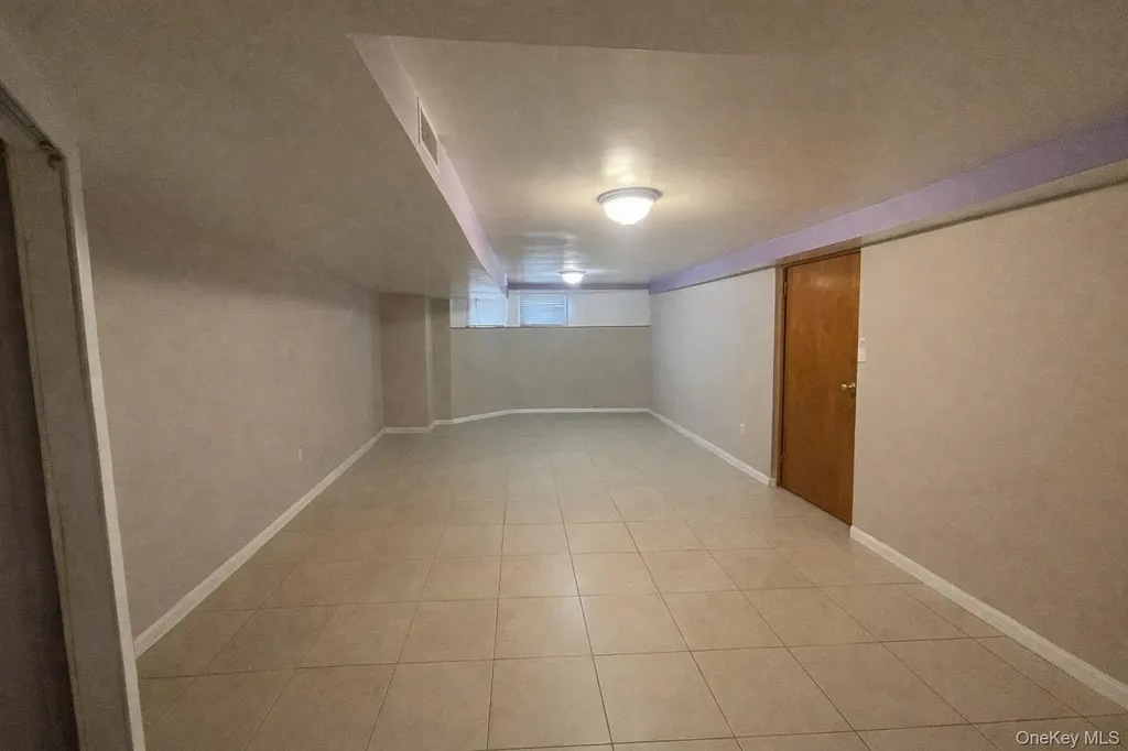 6017 80th Avenue Glendale NY 11385